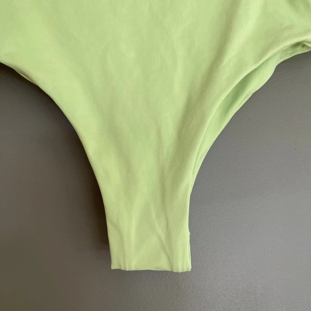 L‎ Space XS Bikini Swimsuit High Waist Cutout Two Piece Yellow Good Fit